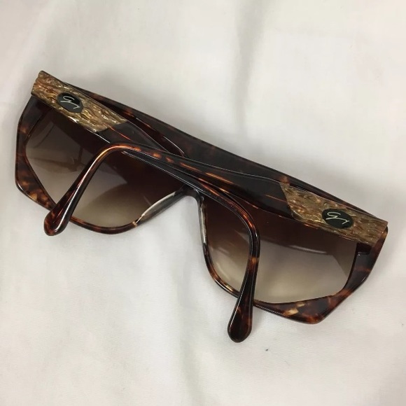 SOLD Vtg 80s Genny by BerDel Sunglasses - Picture 3 of 7